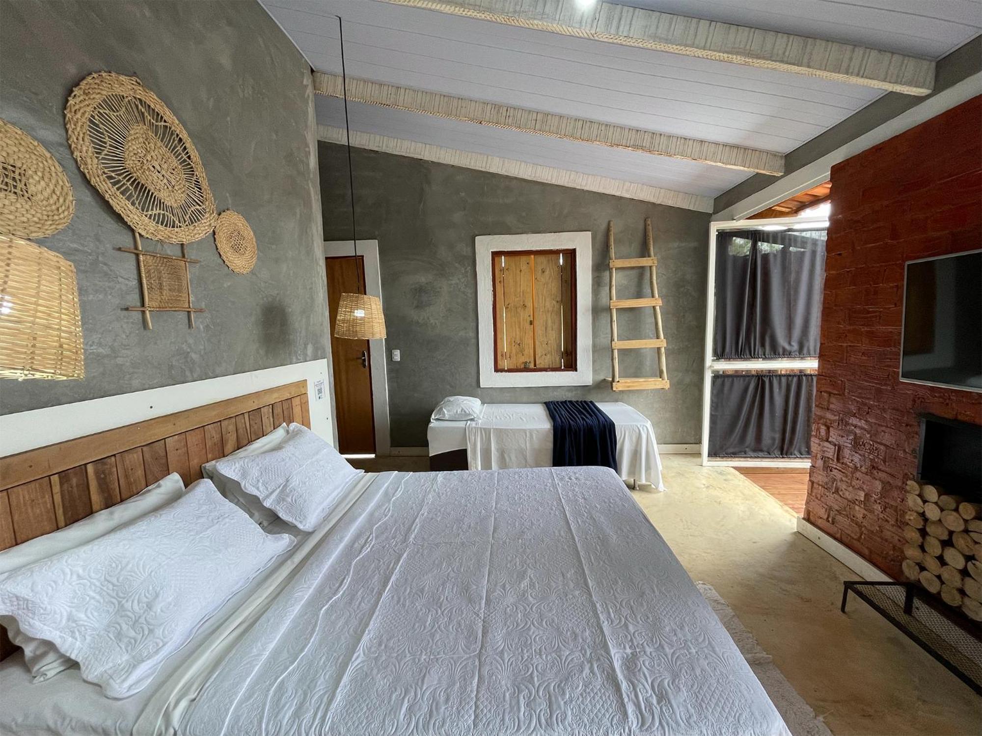 Ranchos 30 Hotel Fazenda Hidrolandia  ภายนอก รูปภาพ