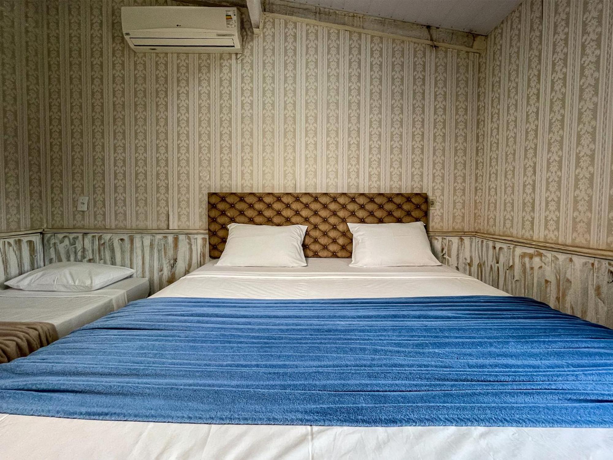 Ranchos 30 Hotel Fazenda Hidrolandia  ภายนอก รูปภาพ