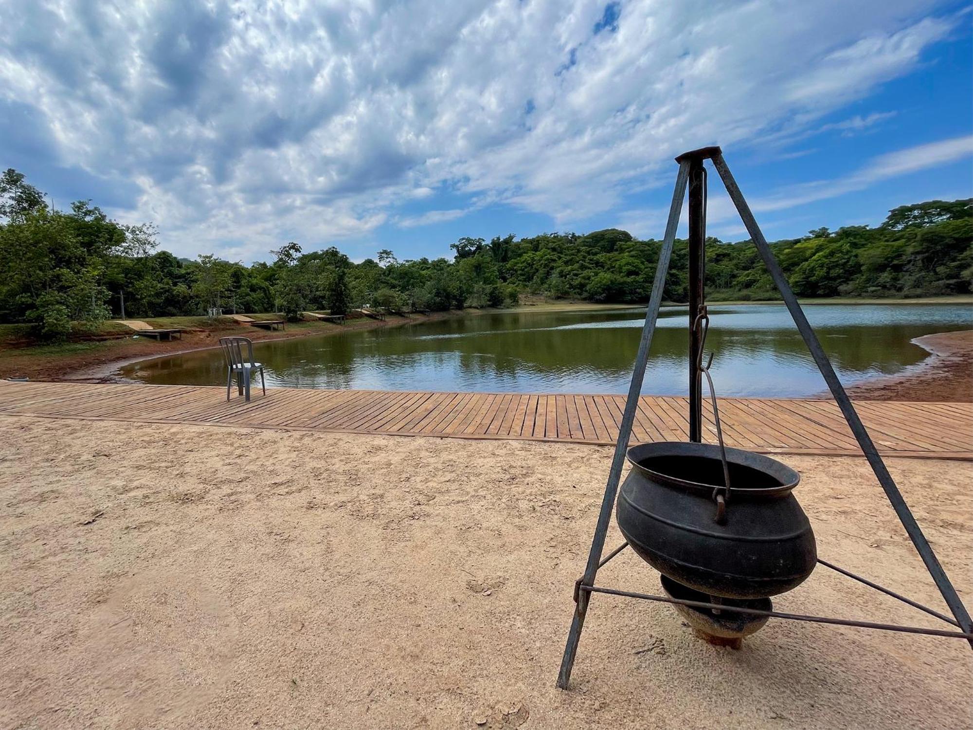 Ranchos 30 Hotel Fazenda Hidrolandia  ภายนอก รูปภาพ