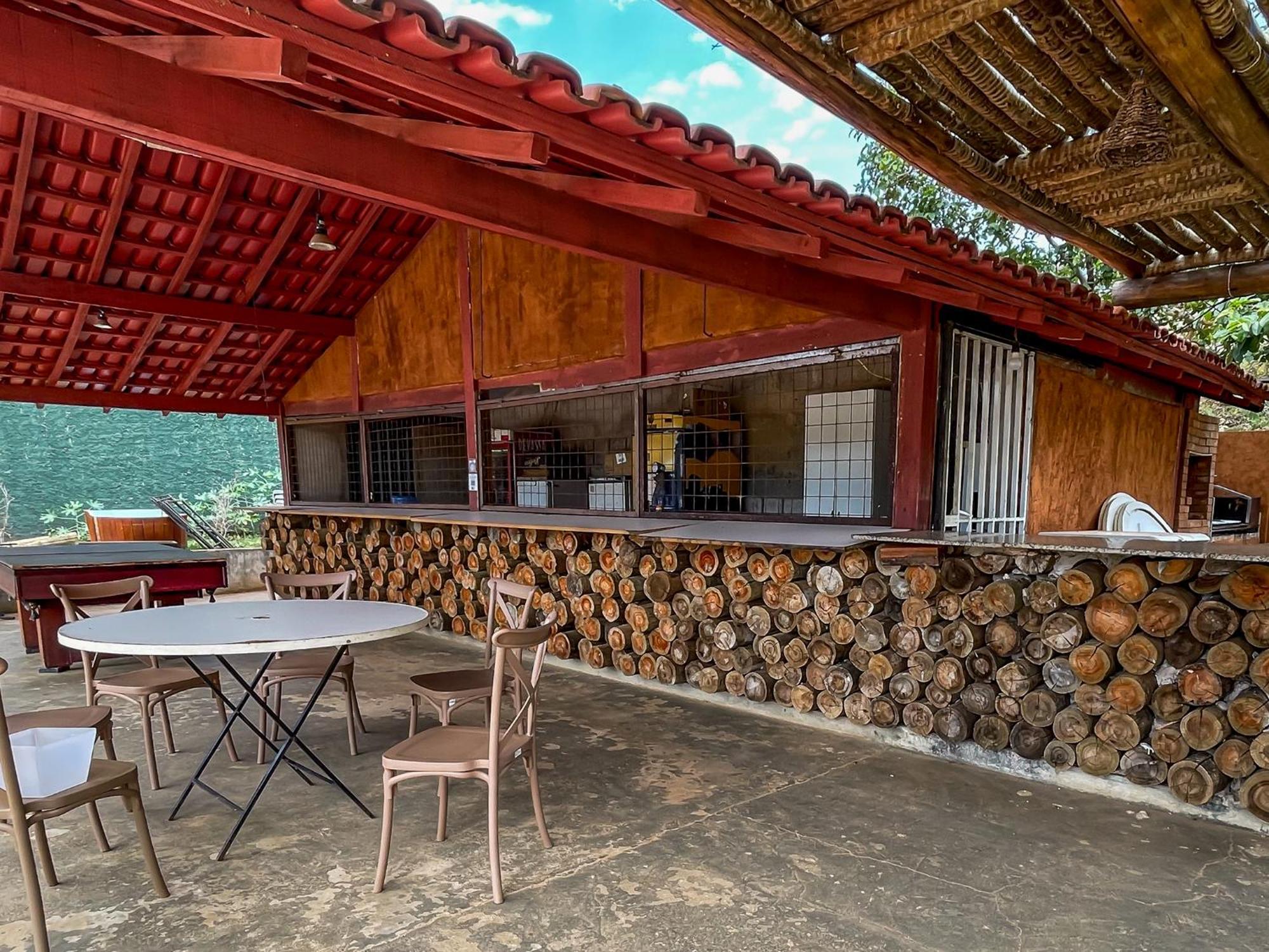 Ranchos 30 Hotel Fazenda Hidrolandia  ภายนอก รูปภาพ